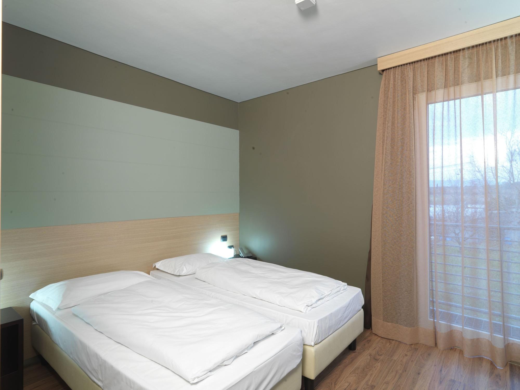 Empoli Hotel Buitenkant foto
